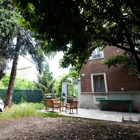 Daire The Place “la Casetta” *